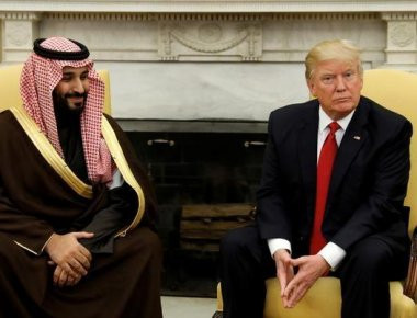 Ο Ν.Τραμπ φέρνει όπλα-«δώρα» αξίας 300 δισ.δολαρίων στο Ριάντ και μέτρα κατά του Ιράν για να μην περάσει στην ρωσική επιρροή